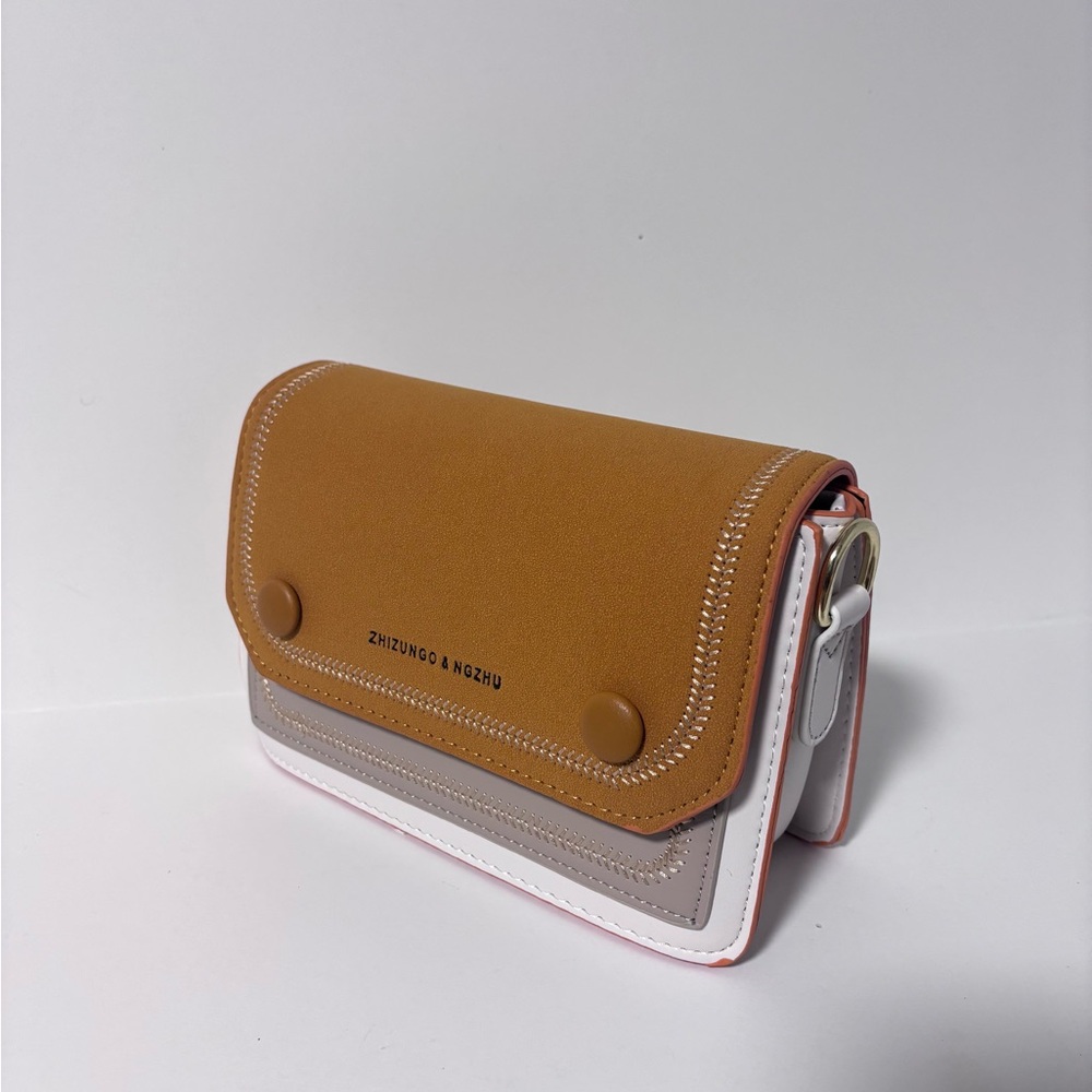 1292-Mini Tan and White Women's Bag - Picture 4 of 6